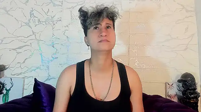 Im Milan Rs online show from 03.17.25