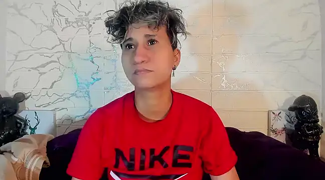 Im Milan Rs online show from 03.18.25