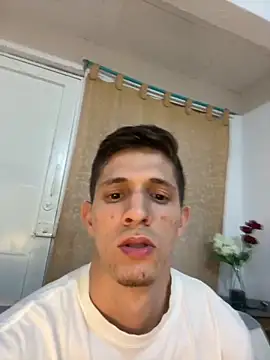 Snapshot of Bodyxx23 chatting on 09.23.25 Bodyxx23 online show from 09.23.25