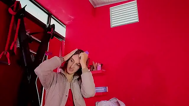 Ambar Roux  online show from 04.20.26