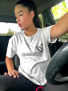  Luana online show from 11.05.25