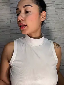  Luana online show from 06.18.26