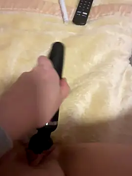 luisa1 online show from 12.05.25