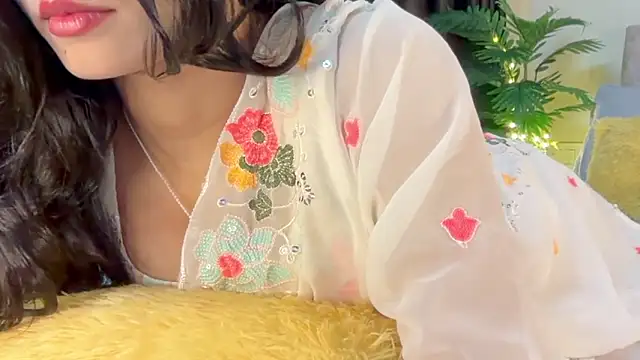 Snapshot of sexy_m23 chatting on 09.10.25 sexy m23 online show from 09.10.25