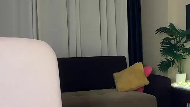 Snapshot of sexy_m23 chatting on 10.11.25 sexy m23 online show from 10.11.25