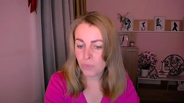 Hot Milady online show from 12.06.24