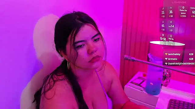 klhoe boobs online show from 02.19.26