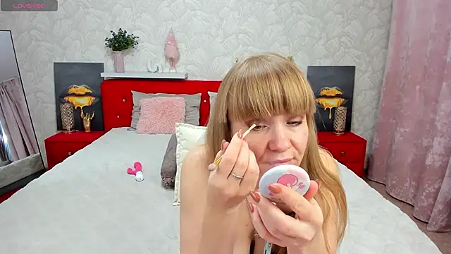 KattyPeachX online show from 09.15.25