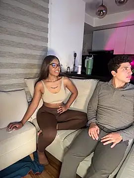 tiana nave online show from 04.19.26