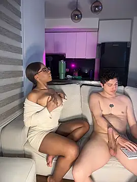 tiana nave online show from 04.19.26