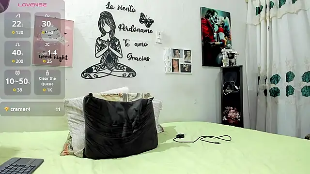 Snapshot of barbaara__ chatting on 02.03.25 barbaara online show from 02.03.25