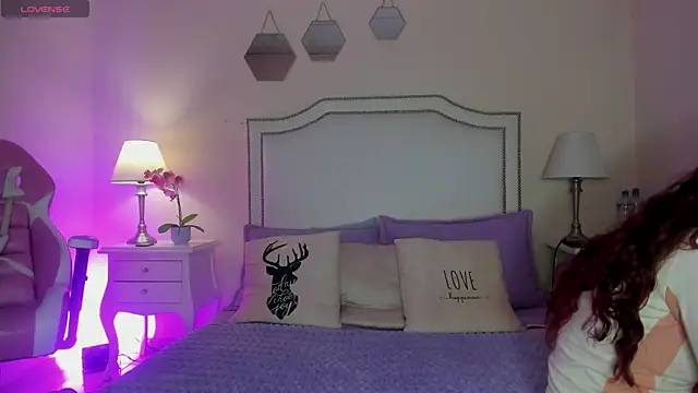 Snapshot of KIMAPRIL chatting on 09.27.25 KIMAPRIL online show from 09.27.25