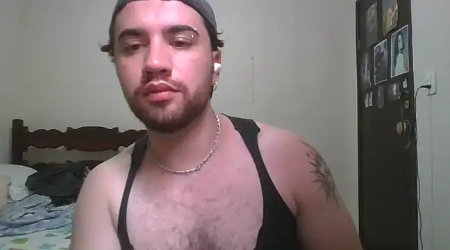 Snapshot of TomAlex chatting on 01.26.25 TomAlex online show from 01.26.25