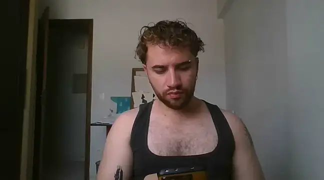 Snapshot of TomAlex chatting on 01.28.25 TomAlex online show from 01.28.25