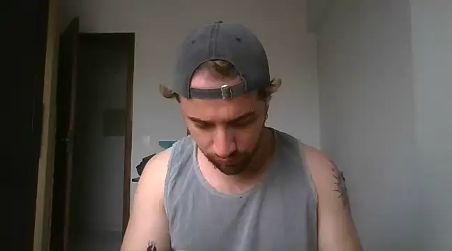 Snapshot of TomAlex chatting on 01.30.25 TomAlex online show from 01.30.25