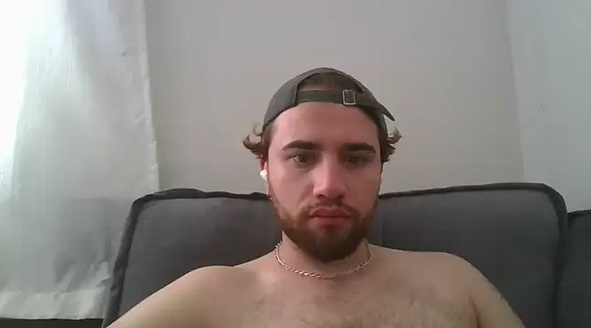 Snapshot of TomAlex chatting on 02.06.25 TomAlex online show from 02.06.25