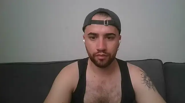 Snapshot of TomAlex chatting on 03.05.25 TomAlex online show from 03.05.25