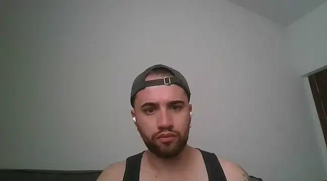 Snapshot of TomAlex chatting on 03.06.25 TomAlex online show from 03.06.25