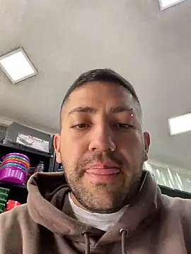 Snapshot of JuanZapata33 chatting on 01.27.25 JuanZapata33 online show from 01.27.25