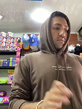 Snapshot of JuanZapata33 chatting on 09.09.25 JuanZapata33 online show from 09.09.25