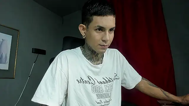 Travistanner 28 online show from 02.18.26