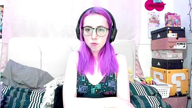 Snapshot of v3n0mb1t3z chatting on 02.21.25 v3n0mb1t3z online show from 02.21.25