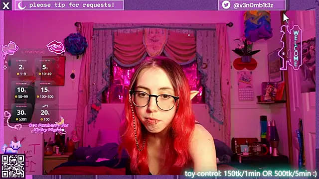 Snapshot of v3n0mb1t3z chatting on 04.17.26 v3n0mb1t3z online show from 04.17.26