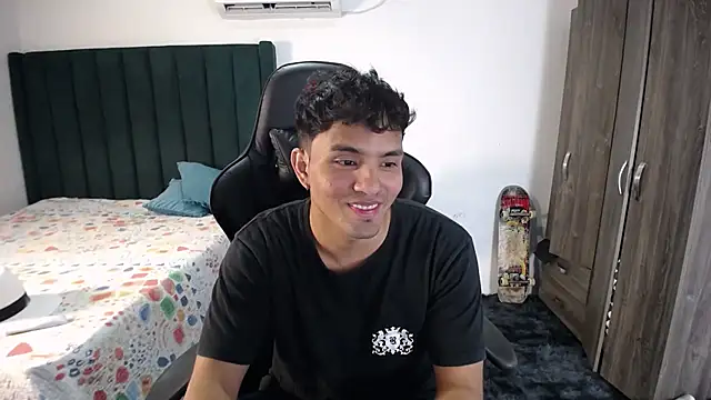 man dur07 online show from 02.24.25