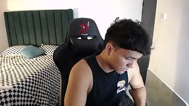 man dur07 online show from 10.23.25