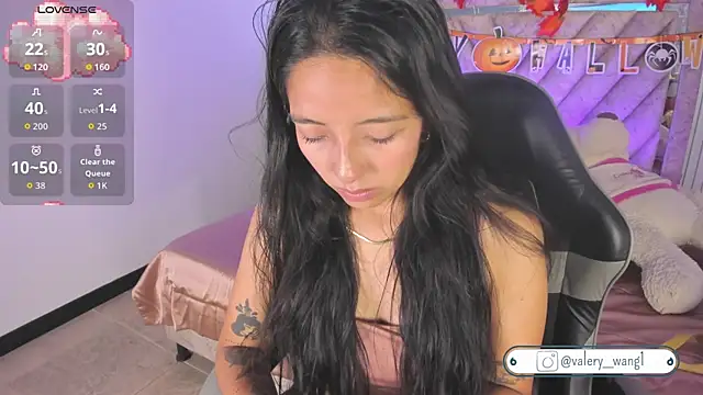 Valery wang online show from 10.29.25