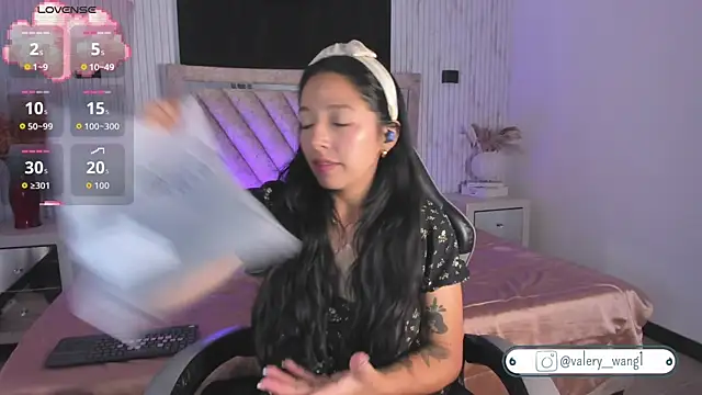 Valery wang online show from 11.06.25