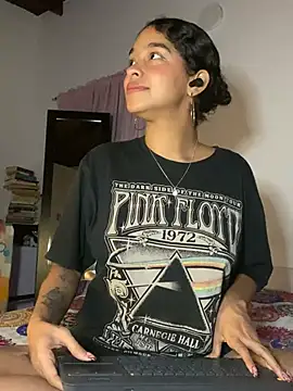 Snapshot of Arteatenea__ chatting on 03.01.25 Arteatenea online show from 03.01.25