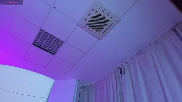 SinCityLiz online show from 11.18.25