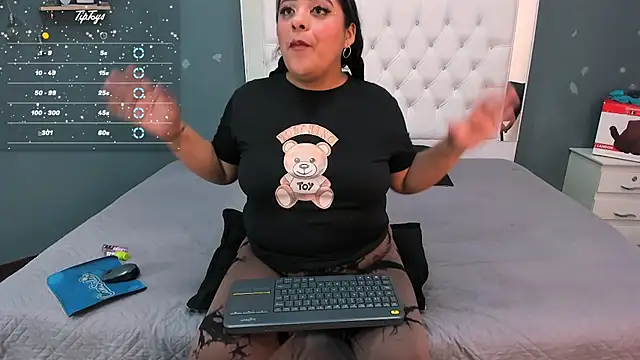 brendamaz online show from 11.13.25