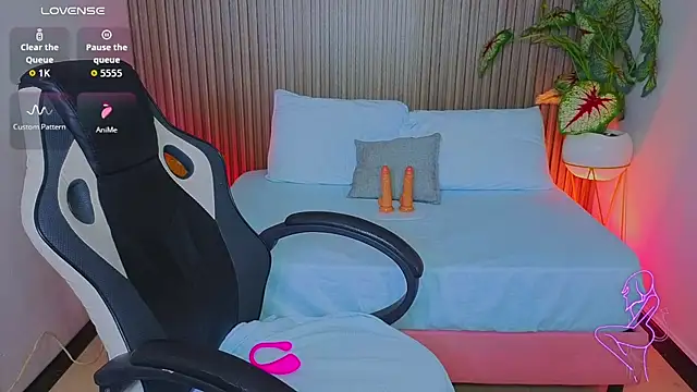 angelica dymond online show from 03.17.26