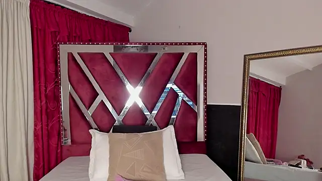 MicaelaHot  online show from 11.02.25