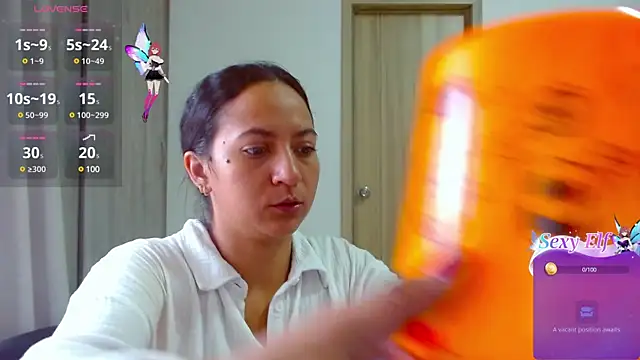 Snapshot of mariamulata chatting on 01.14.25 mariamulata online show from 01.14.25