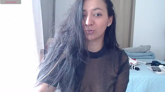 Snapshot of mariamulata chatting on 05.25.26 mariamulata online show from 05.25.26