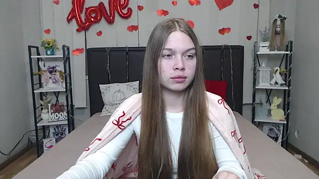 LaraPika online show from 02.12.26