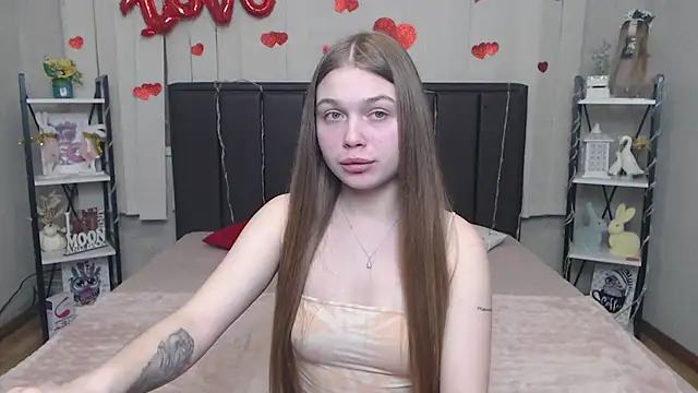 LaraPika online show from 04.17.26