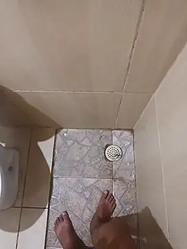 Snapshot of 1995eduardo chatting on 02.16.25 1995eduardo online show from 02.16.25