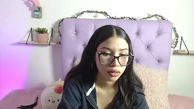 AmberJeong online show from 02.03.25