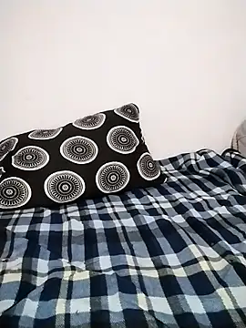 Tota Khan online show from 11.18.25