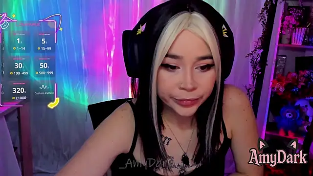 Snapshot of _AmyDark chatting on 10.01.25 AmyDark online show from 10.01.25