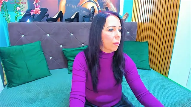 LauraSin online show from 02.05.26