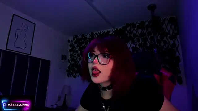 Kitty Gang online show from 10.16.25