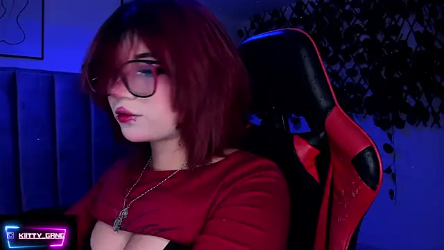 Kitty Gang online show from 12.01.25