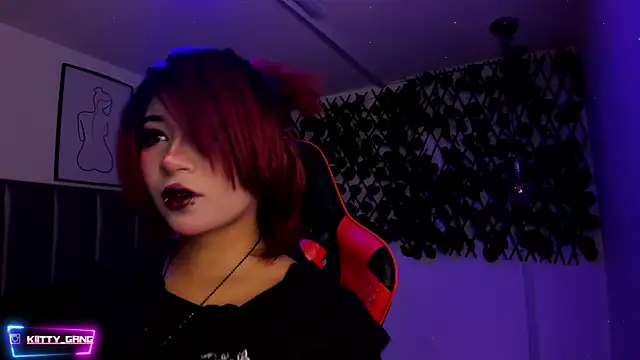 Kitty Gang online show from 01.15.26