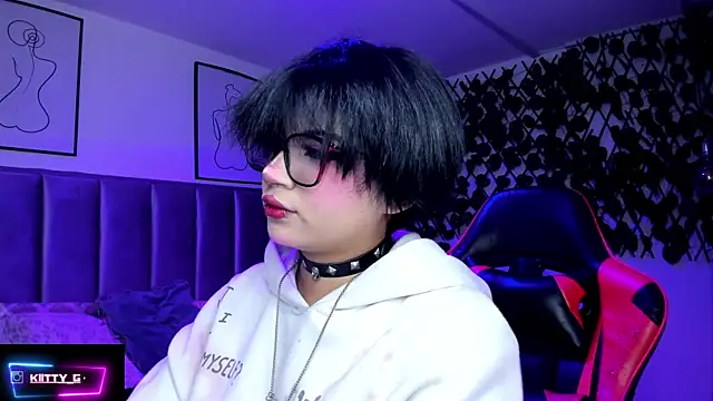 Kitty Gang online show from 02.25.26