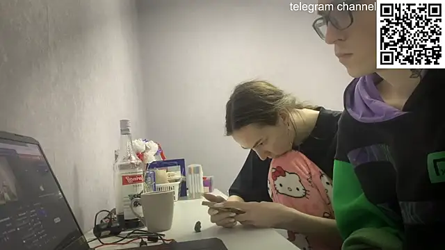 Alex17am online show from 12.14.25